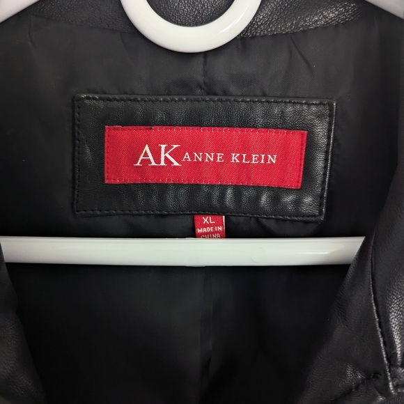 Anne Klein Black Leather Jacket with Classic Design - Picture 3 of 14